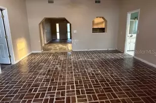 701 Madison St, Tavares, FL 32778 - Photo 3