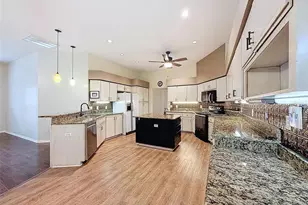 19295 SW 90th Ln Rd, Dunnellon, FL 34432 - Photo 17