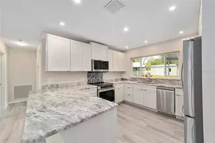 34 Garden Mall Ct, Inglis, FL 34449 - Photo 31