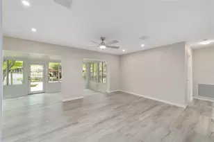 34 Garden Mall Ct, Inglis, FL 34449 - Photo 27