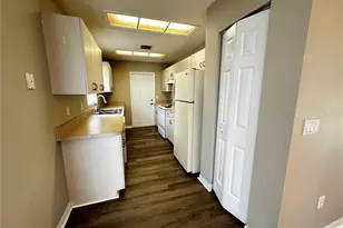 9 Cedar Cir, Ocala, FL 34472 - Photo 3