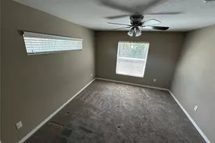 9208 N Travis Dr, Citrus Springs, FL 34434 - Photo 3