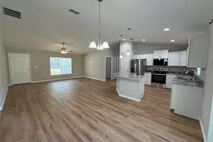 10426 SW 133rd Ave, Dunnellon, FL 34432 - Photo 3