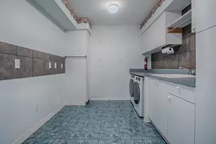 17037 SE 76th Creekside Cir, The Villages, FL 32162 - Photo 39