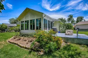 17037 SE 76th Creekside Cir, The Villages, FL 32162 - Photo 35