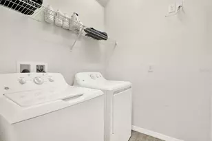 9058 Spruce Creek Cir, Riverview, FL 33578 - Photo 29