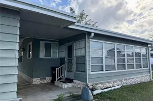 6571 NE 1st Pl, Ocala, FL 34470 - Photo 33