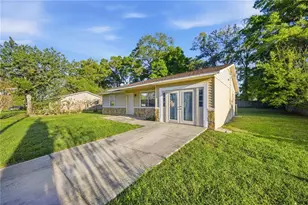 3703 SE 67th Pl, Ocala, FL 34480 - Photo 3