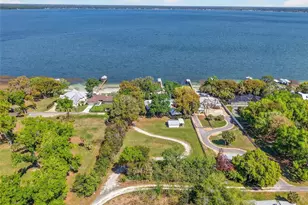 13033 SE 158th Ln, Weirsdale, FL 32195 - Photo 3