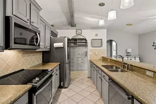 13130 Feather St, Spring Hill, FL 34609 - Photo 9