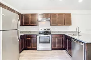 17053 Nixon Ave, Port Charlotte, FL 33948 - Photo 7