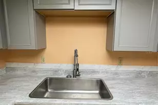 549 Fairways Dr, Ocala, FL 34472 - Photo 9