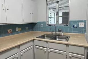 1137 NE 9th St, Ocala, FL 34470 - Photo 7