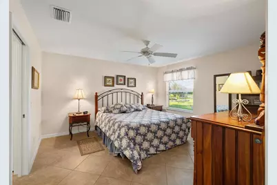 871 Castleberry Circle, The Villages, FL 32162 - Photo 17