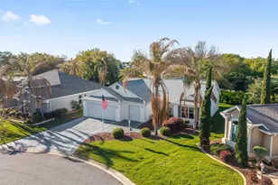 871 Castleberry Cir, The Villages, FL 32162 - Photo 35