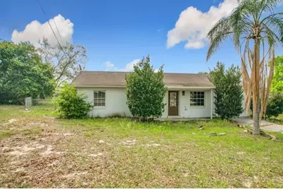 201 Valencia Drive, Auburndale, FL 33823 - Photo 1