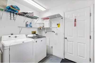 711 Agua Way, Lady Lake, FL 32159 - Photo 13