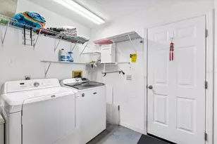 711 Agua Way, Lady Lake, FL 32159 - Photo 13