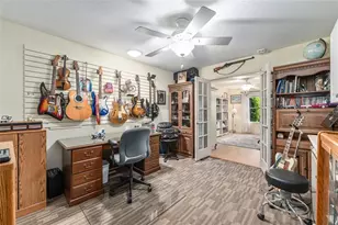 1075 Napier Ct, The Villages, FL 32162 - Photo 43