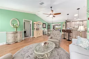 1075 Napier Ct, The Villages, FL 32162 - Photo 17