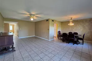 582 Fairways Cir, Ocala, FL 34472 - Photo 5