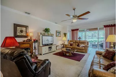 9077 SW 70th Loop, Ocala, FL 34481 - Photo 11