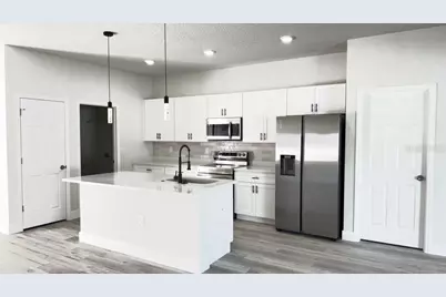 17046 SW 44th Cir, Ocala, FL 34473 - Photo 5