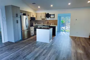 12293 SW 89th St, Dunnellon, FL 34432 - Photo 11