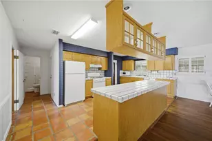 21407 NW 39th Ct, Micanopy, FL 32667 - Photo 9