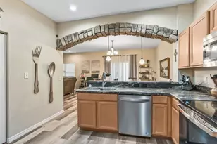 4904 NE 123rd Ln, Oxford, FL 34484 - Photo 11