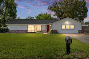 2130 NE 9th St, Ocala, FL 34470 - Photo 1