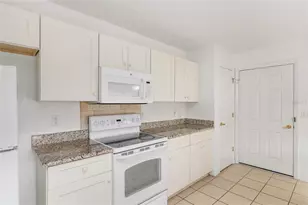 14160 SE 85th Ave, Summerfield, FL 34491 - Photo 9