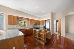 12621 SE Sunset Harbor Rd, Weirsdale, FL 32195 - Photo 11