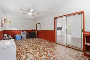 24576 NW Falcon Ave, Dunnellon, FL 34431 - Photo 27