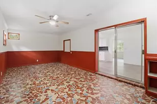 24576 NW Falcon Ave, Dunnellon, FL 34431 - Photo 31
