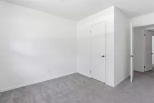 24576 NW Falcon Ave, Dunnellon, FL 34431 - Photo 43