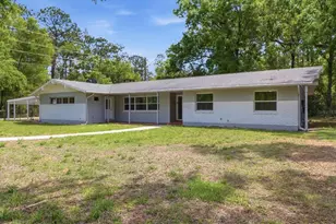 24576 NW Falcon Ave, Dunnellon, FL 34431 - Photo 9