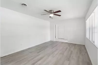 24576 NW Falcon Avenue, Dunnellon, FL 34431 - Photo 19