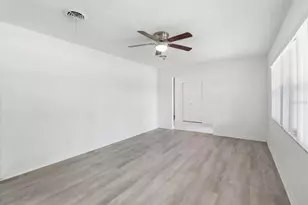 24576 NW Falcon Ave, Dunnellon, FL 34431 - Photo 19