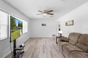 24576 NW Falcon Ave, Dunnellon, FL 34431 - Photo 13