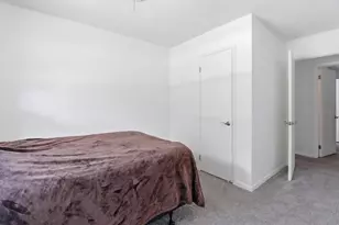 24576 NW Falcon Ave, Dunnellon, FL 34431 - Photo 39