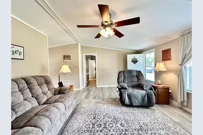 18400 SE 90th Lane, Ocklawaha, FL 32179 - Photo 7