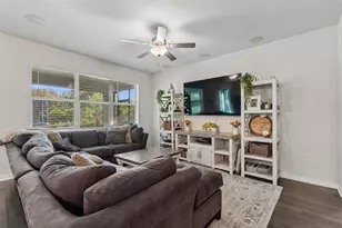7604 Pool Compass Loop, Wesley Chapel, FL 33545 - Photo 11