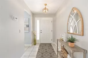 1504 Avila Pl, Lady Lake, FL 32159 - Photo 5