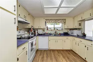 10841 SW 90th Ct, Ocala, FL 34481 - Photo 11