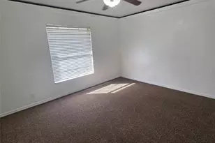 4250 NE 2nd Ct, Ocala, FL 34479 - Photo 9