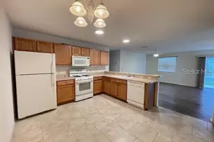 2744 Collington Dr, The Villages, FL 32162 - Photo 9