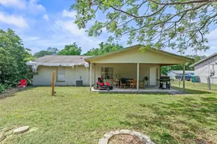 911 Jacaranda Dr, Lady Lake, FL 32159 - Photo 23