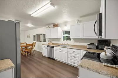 8121 County Road 243B, Wildwood, FL 34785 - Photo 11