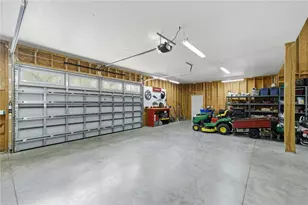 8121 Co Rd 243B, Wildwood, FL 34785 - Photo 21